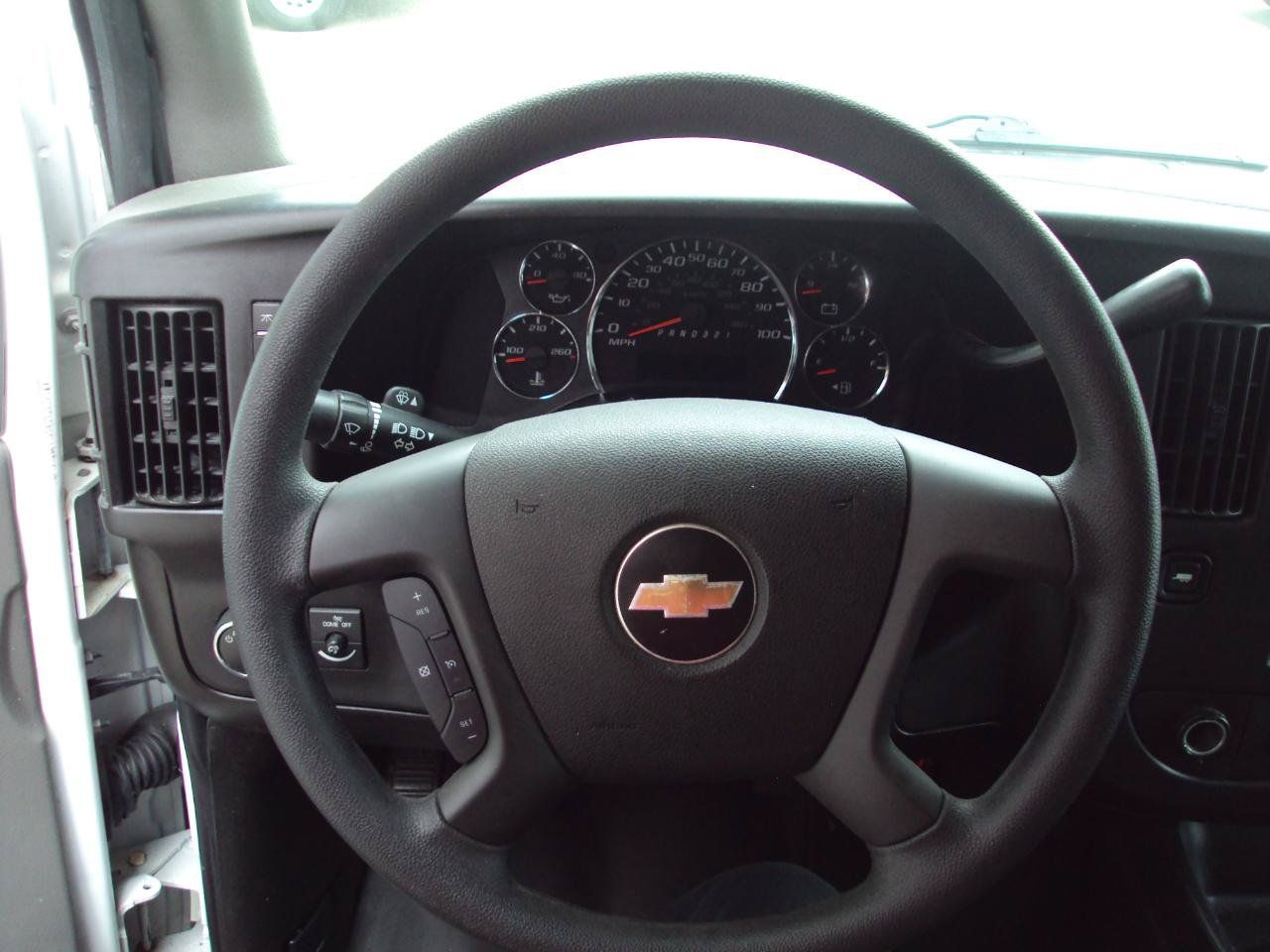 Used 2014 Chevrolet Express 1500 LS AWD/4WD image 16