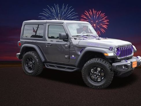 Used 2025 Jeep Wrangler Sport AWD/4WD image 2