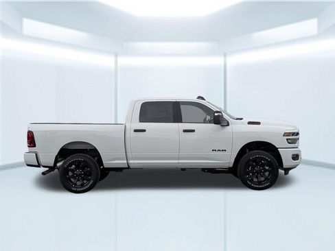 New 2026 RAM 2500 Big Horn AWD/4WD image 8