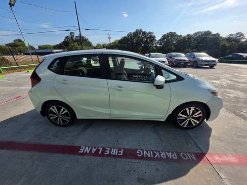 Used 2017 Honda Fit EX image 16