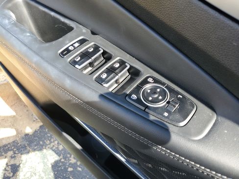 Used 2019 Hyundai Santa Fe AWD image 30