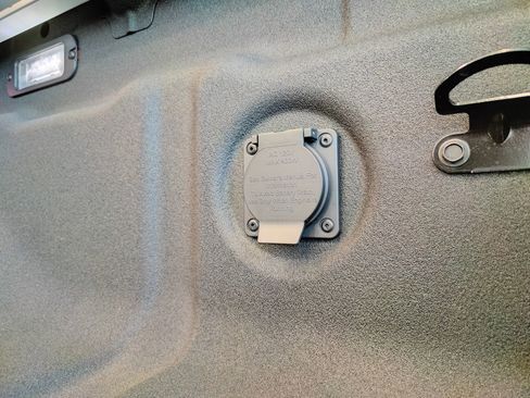 New 2026 Nissan Frontier PRO-4X w/ Pro-4x Convenience Package image 14