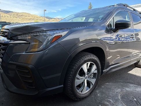 Certified 2024 Subaru Ascent Premium w/ Convenience Package image 4