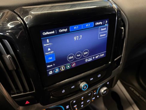 Used 2023 Chevrolet Traverse Premier AWD/4WD image 13