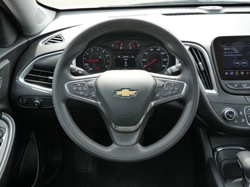 Used 2024 Chevrolet Malibu LT FWD image 31