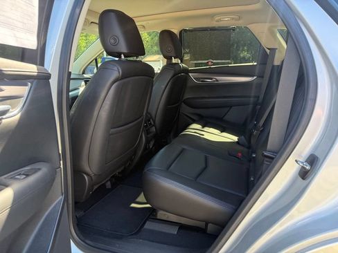Used 2018 Cadillac XT5 Luxury AWD/4WD image 11