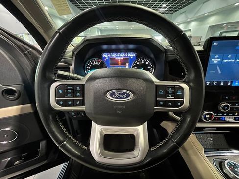 Used 2024 Ford Expedition Max Limited image 16