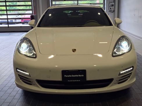 Used 2011 Porsche Panamera RWD image 10
