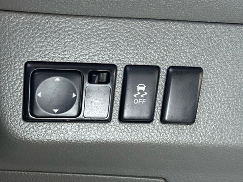 Used 2019 Nissan NV 3500 S image 52