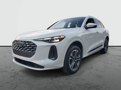 Used 2025 Audi Q5 Premium w/ Convenience Package