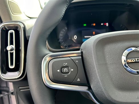 New 2026 Volvo XC40 B5 Core w/ Protection Package Premier image 13
