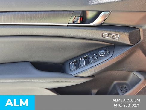 Used 2022 Honda Accord Touring image 25