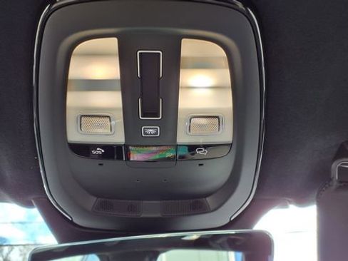 New 2026 Volvo XC90 B6 Ultra w/ Lounge Package image 20