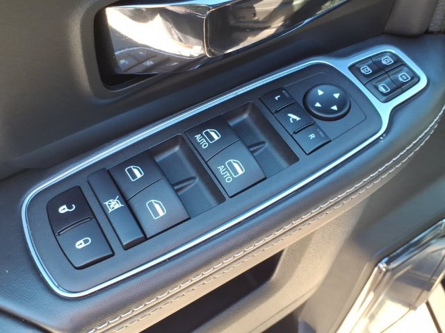 Used 2024 RAM 2500 Limited AWD/4WD image 21