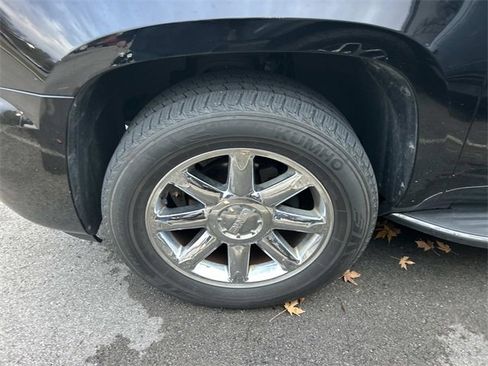 Used 2013 GMC Yukon XL Denali image 10