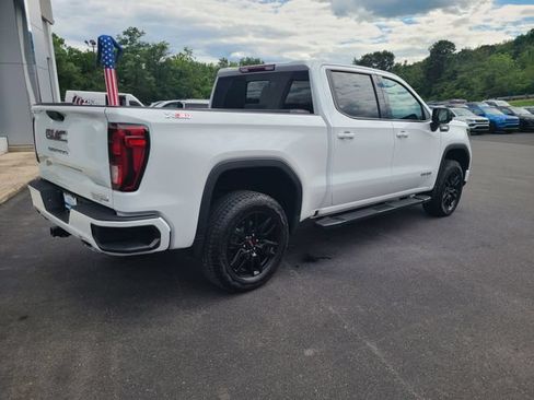 Used 2024 GMC Sierra 1500 Elevation w/ Elevation Premium Package AWD/4WD image 5