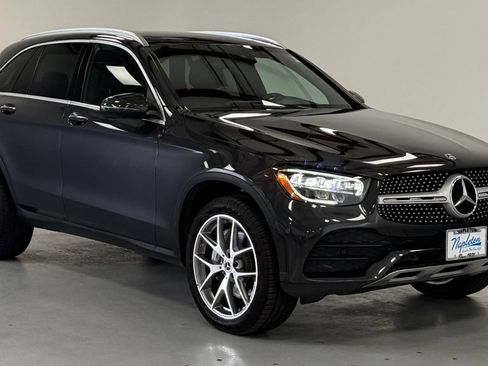 Used 2022 Mercedes-Benz GLC 300 4MATIC w/ AMG Line image 6