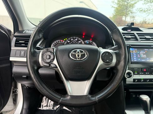 Used 2012 Toyota Camry SE image 26