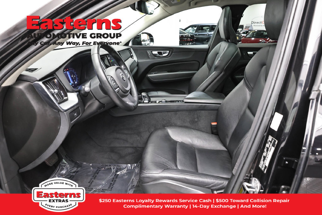 Used 2023 Volvo XC60 B5 Core FWD image 15