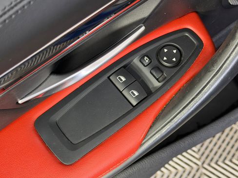 Used 2016 BMW M4 Coupe image 22