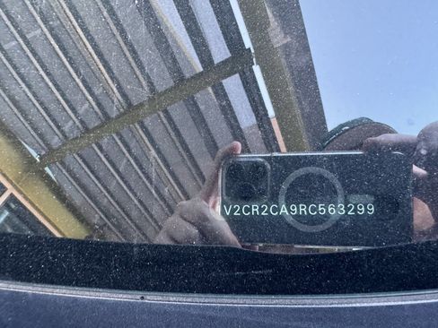 Used 2024 Volkswagen Atlas Peak Edition SE image 45