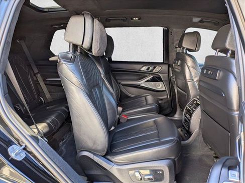 Used 2021 BMW ALPINA XB7 AWD/4WD image 22