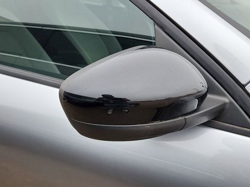 Used 2022 Ford Escape SE w/ SE Sport Appearance Package image 6