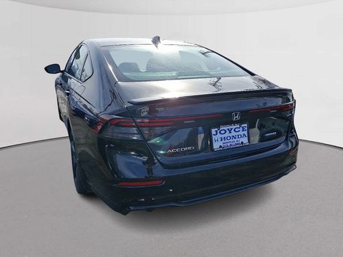 Used 2024 Honda Accord Sport image 8