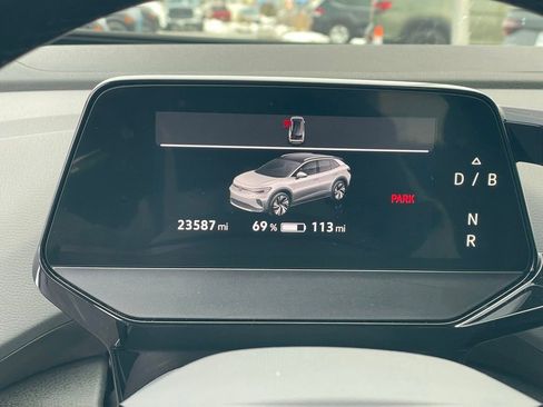 Certified 2022 Volkswagen ID.4 Pro image 19