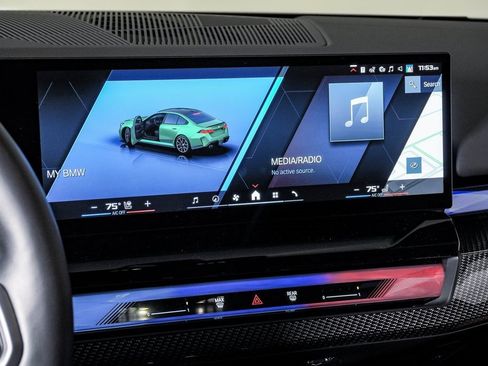 Used 2025 BMW M5 w/ Carbon Package image 27