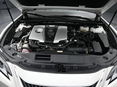 Used 2020 Lexus ES 300h w/ Accessory Package FWD image 51