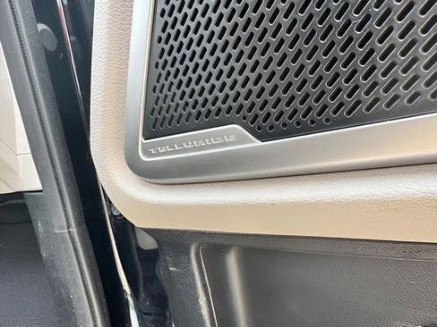 Used 2020 Kia Telluride S FWD image 40