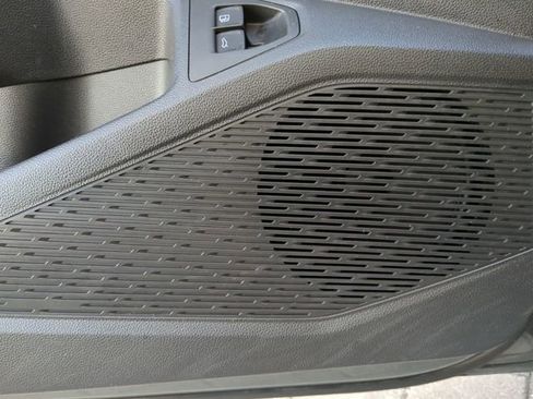 Certified 2023 Volkswagen Jetta SE image 18