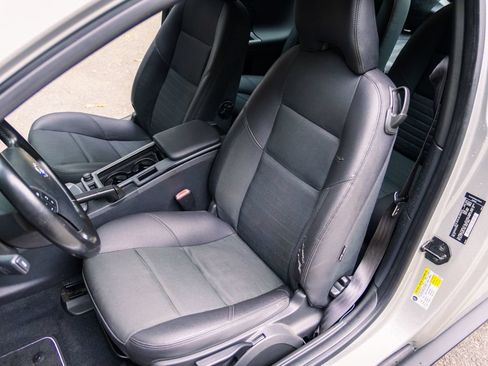 Used 2010 Volvo C30 T5 FWD image 32