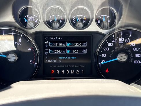 Used 2015 Ford F350 Lariat w/ Lariat Interior Package AWD/4WD image 17