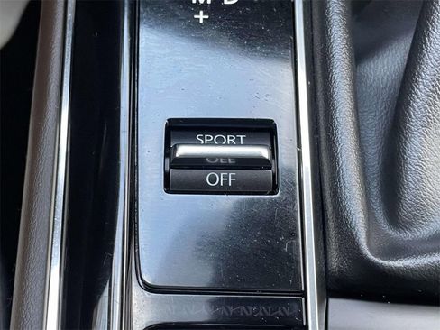 Used 2022 MAZDA CX-30 AWD 2.5 S w/ Premium Package image 32