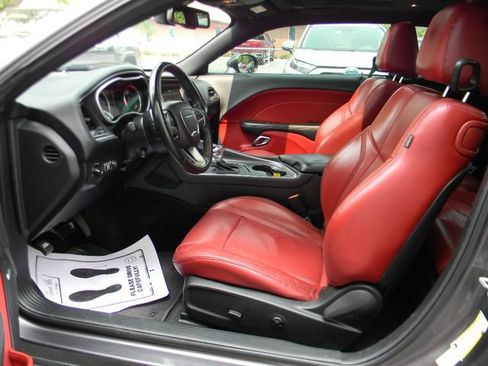 Used 2018 Dodge Challenger GT w/ Driver Convenience Group AWD/4WD image 15