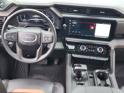 Used 2024 GMC Sierra 1500 AT4 w/ Technology Package AWD/4WD image 27