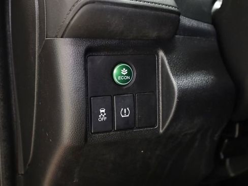 Used 2018 Honda HR-V EX image 13