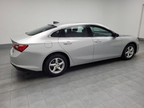 Used 2018 Chevrolet Malibu LS w/ LPO, Convenience Package 2 image 10