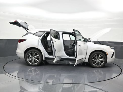 Used 2021 Chevrolet Blazer Premier w/ Driver Confidence II Package FWD image 32