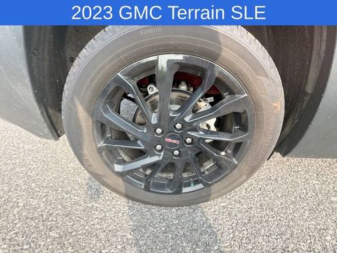 Used 2023 GMC Terrain SLE w/ Driver Convenience Package AWD/4WD image 7