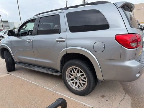 Used 2016 Toyota Sequoia Limited w/ Safety & Convenience Package RWD image 4