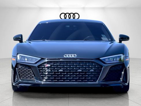 Used 2022 Audi R8 V10 w/ Premium Package RWD image 8