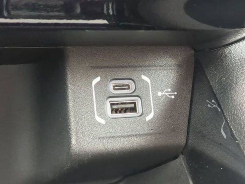 Certified 2025 Jeep Compass Limited AWD/4WD image 25