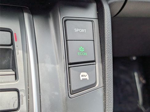 Used 2021 Honda CR-V Touring image 26