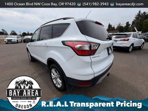 Used 2018 Ford Escape SE AWD/4WD image 4