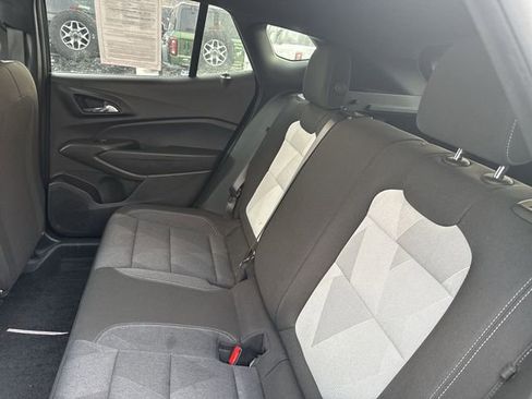 Used 2024 Chevrolet Trax RS image 21