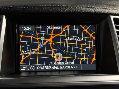 Used 2016 Mercedes-Benz GL 450 4MATIC w/ Premium I Package image 46