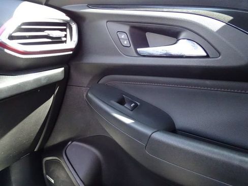 Certified 2021 Chevrolet TrailBlazer RS w/ Technology Package FWD image 10